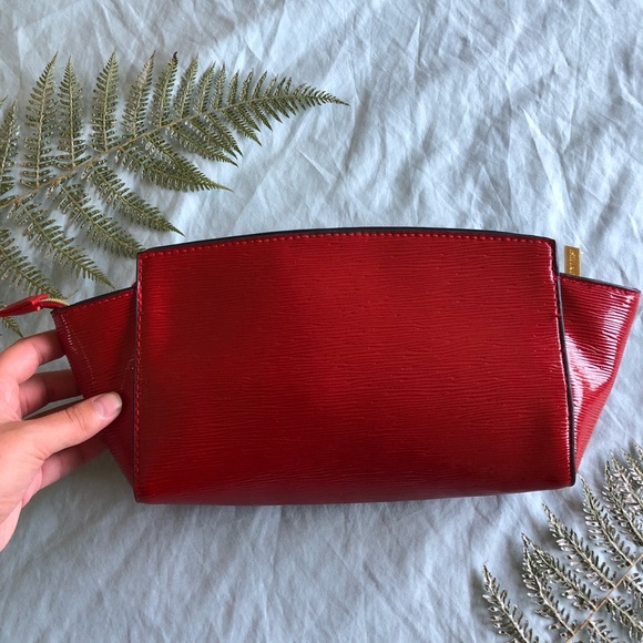 •NWOT•{Estee Lauder} Makeup bag - Picture 2 of 6